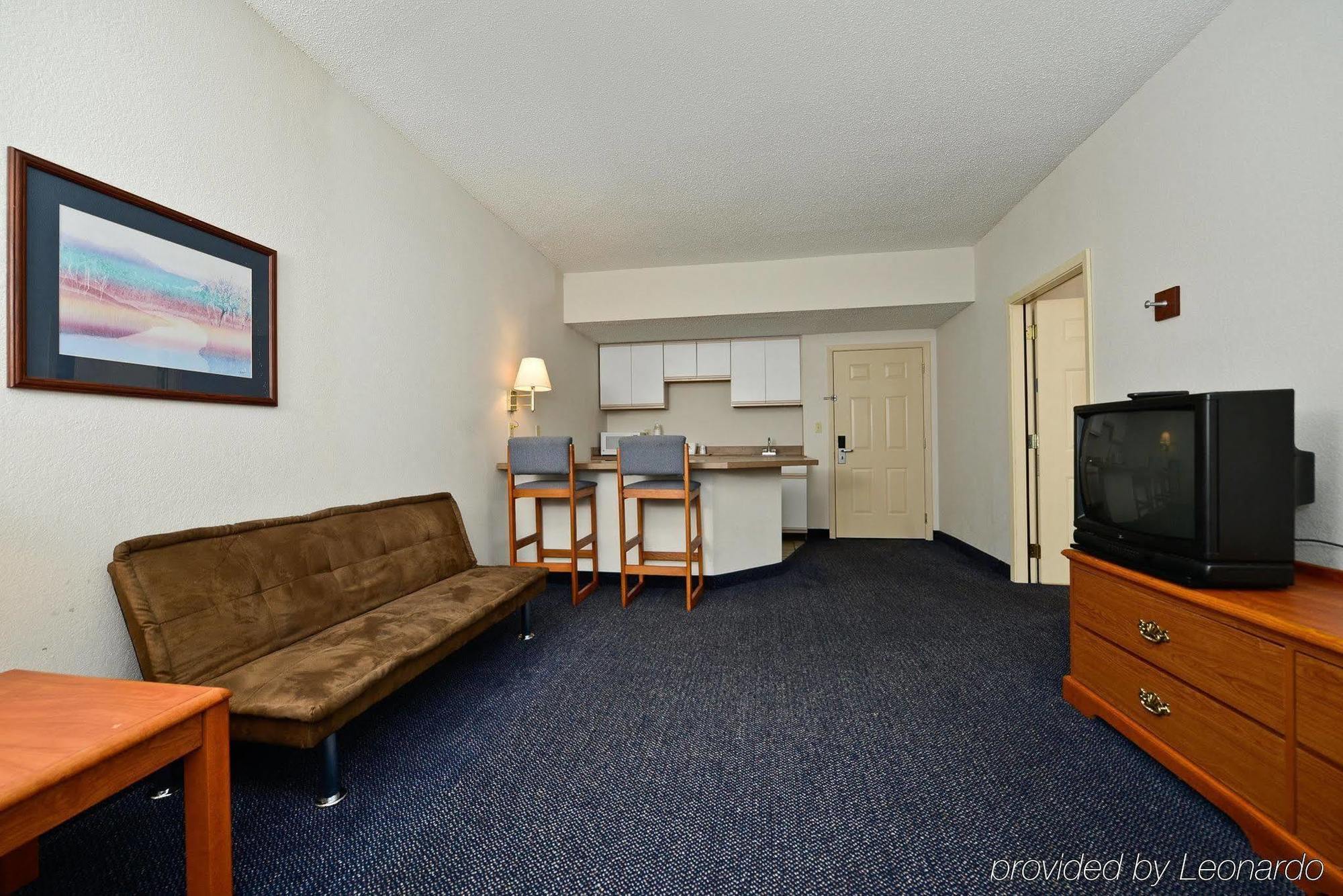Red Roof Inn & Suites Austin East - Manor Zimmer foto